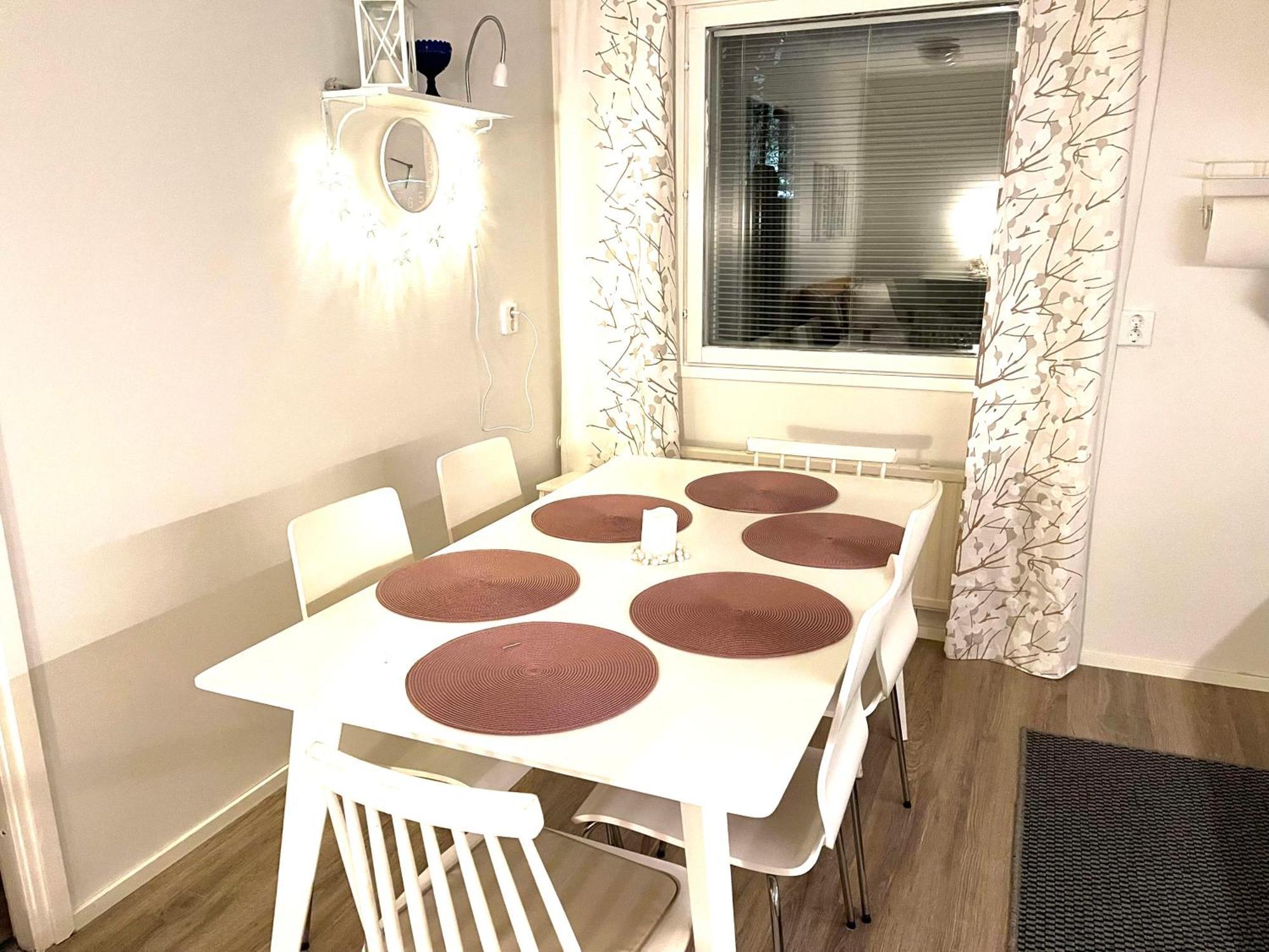 Nice And Cozy Townhouse Рованіемі Екстер'єр фото